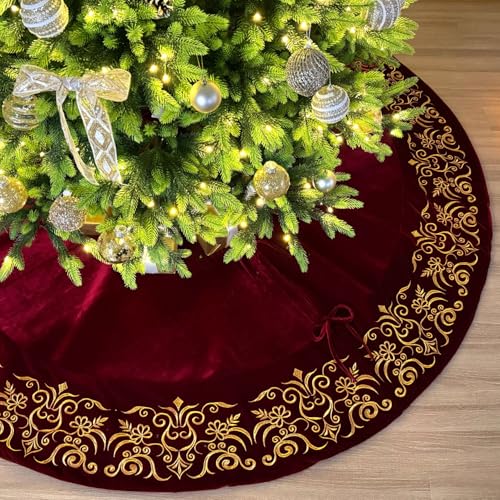 Burgundy Victorian Velvet Christmas Tree Skirt with Gold Damask Embroidery Q6345