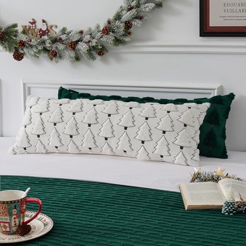 UGASA Star Christmas Decorative Pillow Covers 18x18 Inch Set of 2 Dark Green Q9265
