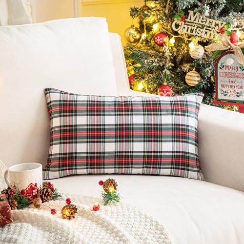 Pack of 2 Christmas Plaid Throw Pillow Covers Green 20x20 Inches U98072