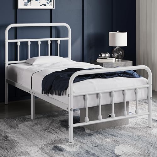 Yaheetech Classic Metal Platform Bed Frame with Victorian Headboard, Full Size Black T81083