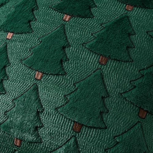 UGASA Star Christmas Decorative Pillow Covers 18x18 Inch Set of 2 Dark Green Q9265
