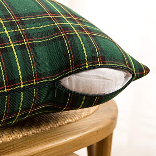 Pack of 2 Christmas Plaid Throw Pillow Covers Green 20x20 Inches U98072