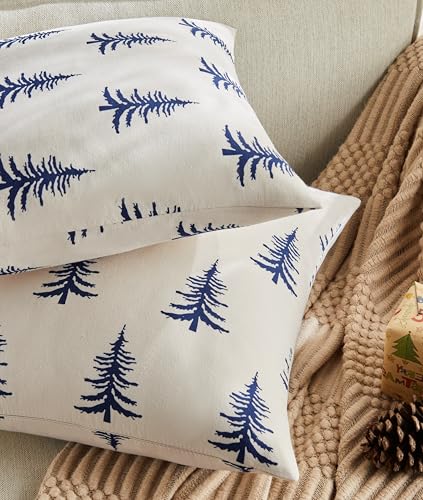 Christmas Pillow Covers Set of 2, 18x18 Inch, Green Winter Tree Print Z3499