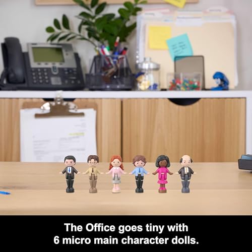 Polly Pocket x The Office Compact Playset with 6 Dolls and 9 Accessories B153