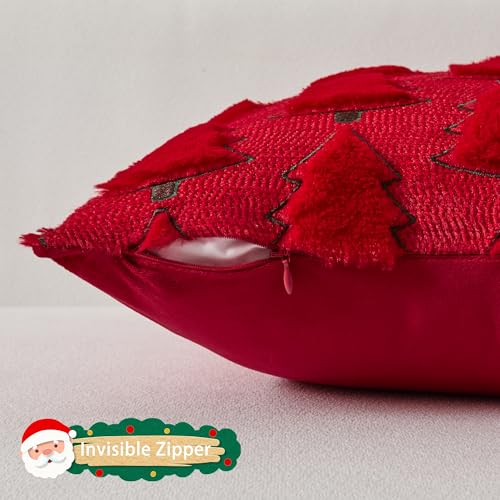 UGASA Star Christmas Decorative Pillow Covers 18x18 Inch Set of 2 Dark Green Q9265