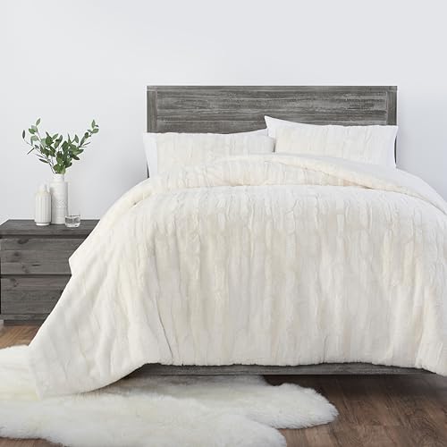 UGG Alondra Full-Queen 3-Piece Faux Fur Comforter Set with Two Pillow Shams I531