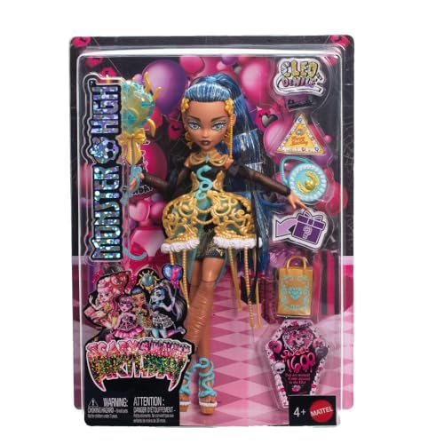 Monster High Scary Sweet Birthday Doll Frankie Stein with Accessories Y947069