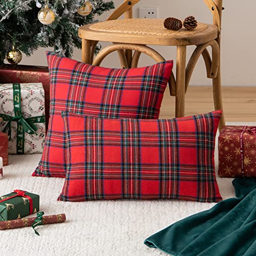 Pack of 2 Christmas Plaid Throw Pillow Covers Green 20x20 Inches U98072