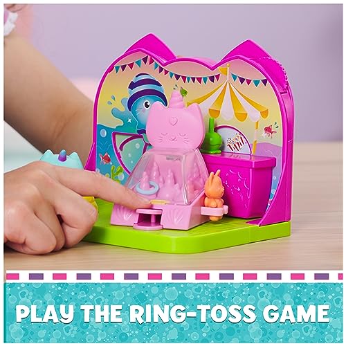 Gabby's Dollhouse Travel Themed Figure Set with Gabby Doll, 5 Cat Toys & Accessories C7473
