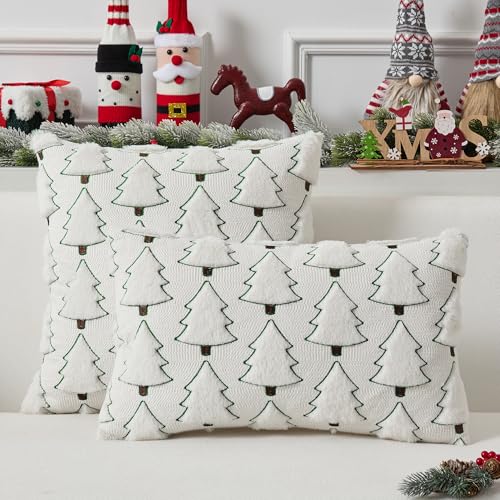 UGASA Star Christmas Decorative Pillow Covers 18x18 Inch Set of 2 Dark Green Q9265