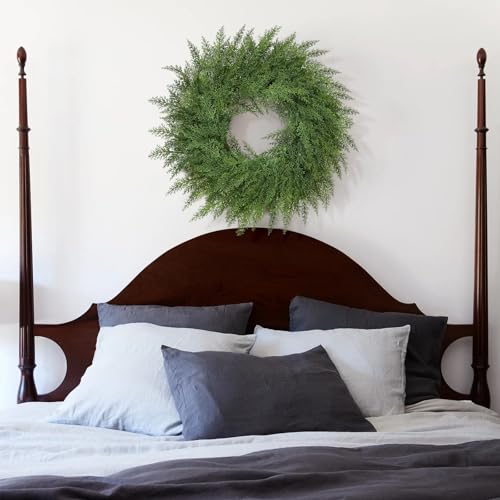 Lush Christmas Wreath with Red Berries 24 inch Faux Cedar for Front Door P46434
