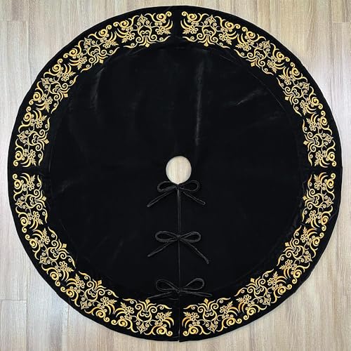 Burgundy Victorian Velvet Christmas Tree Skirt with Gold Damask Embroidery Q6345