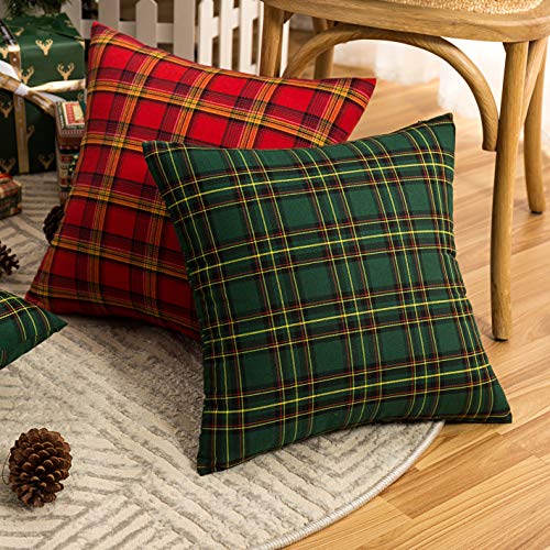 Pack of 2 Christmas Plaid Throw Pillow Covers Green 20x20 Inches U98072
