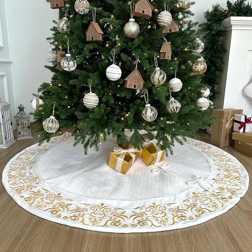 Burgundy Victorian Velvet Christmas Tree Skirt with Gold Damask Embroidery Q6345
