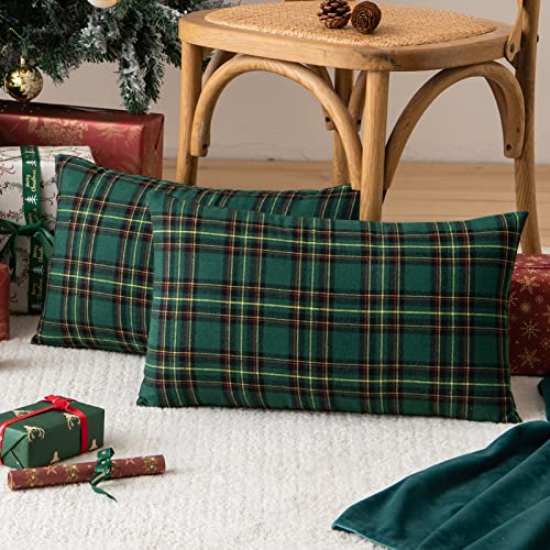 Pack of 2 Christmas Plaid Throw Pillow Covers Green 20x20 Inches U98072