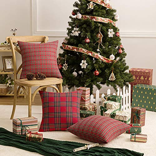 Pack of 2 Christmas Plaid Throw Pillow Covers Green 20x20 Inches U98072