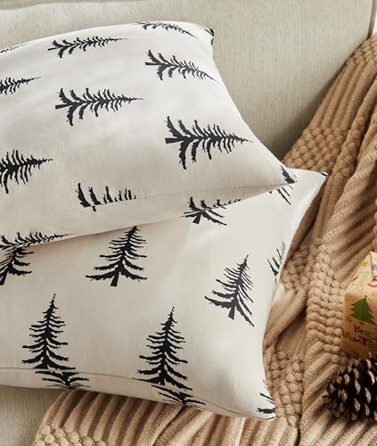 Christmas Pillow Covers Set of 2, 18x18 Inch, Green Winter Tree Print Z3499