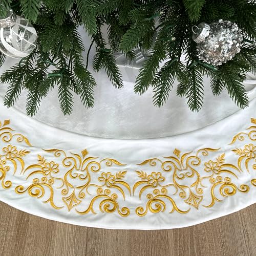 Burgundy Victorian Velvet Christmas Tree Skirt with Gold Damask Embroidery Q6345