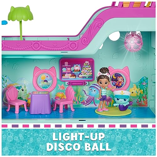Gabby's Dollhouse Travel Themed Figure Set with Gabby Doll, 5 Cat Toys & Accessories C7473