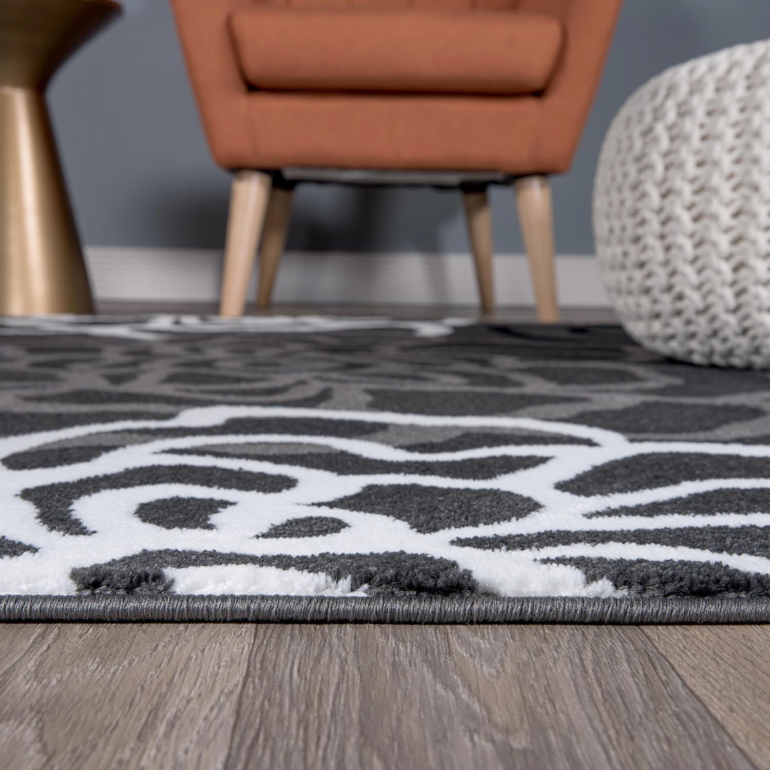 Rugshop Modern Floral Abstract Area Rug 5'3" x 7'3" Gray V95582