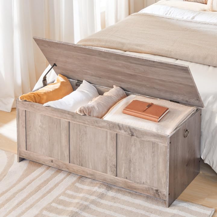 HOOBRO Storage Bench, 39.3" Retro Wooden Chest with Lift Top, White and Walnut C2921