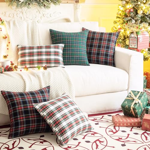 Pack of 2 Christmas Plaid Throw Pillow Covers Green 20x20 Inches U98072