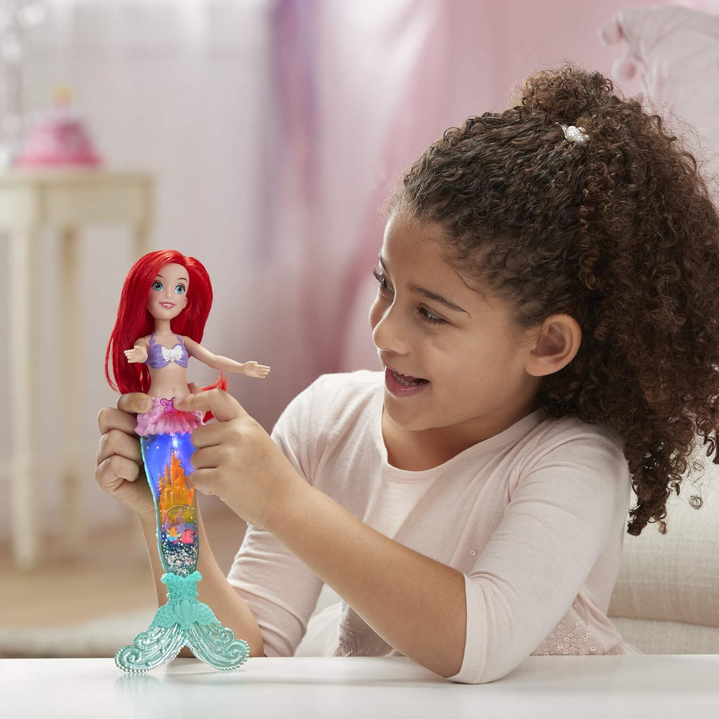 Disney Princess Glitter 'n Glow Ariel Doll with Lights and Mermaid Tail U942077