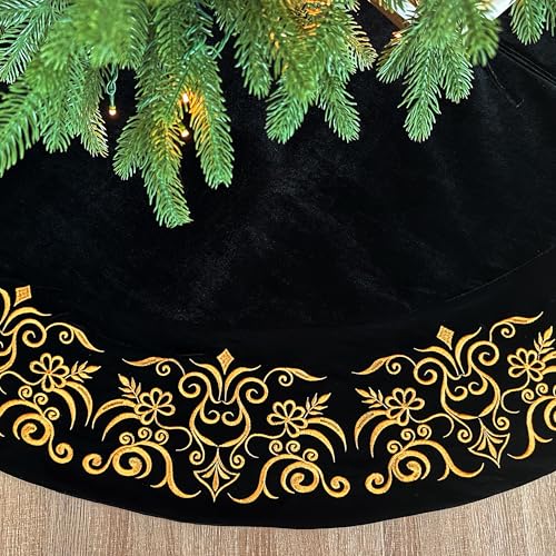Burgundy Victorian Velvet Christmas Tree Skirt with Gold Damask Embroidery Q6345